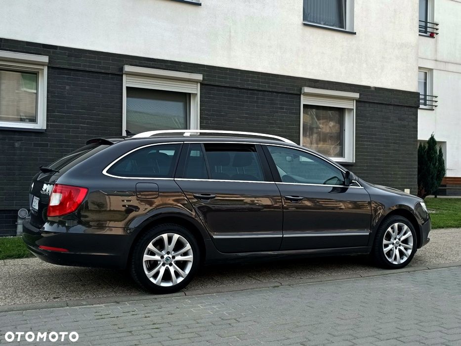 Skoda Superb 2.0 TDI DSG Exclusive - 7
