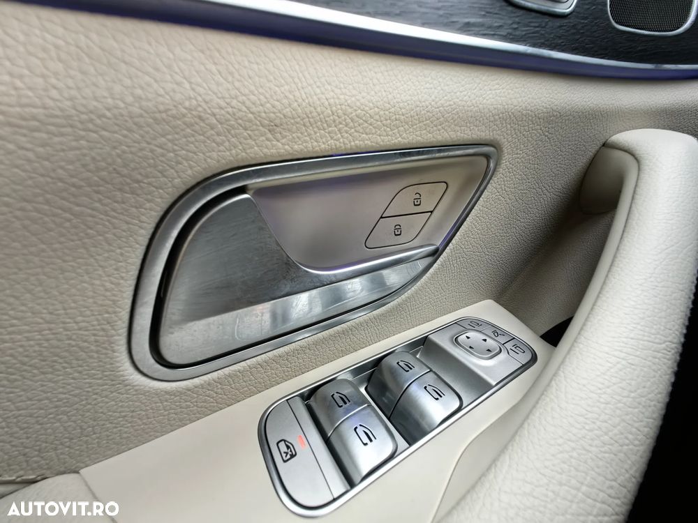 Mercedes-Benz GLE 350 d 4MATIC - 29