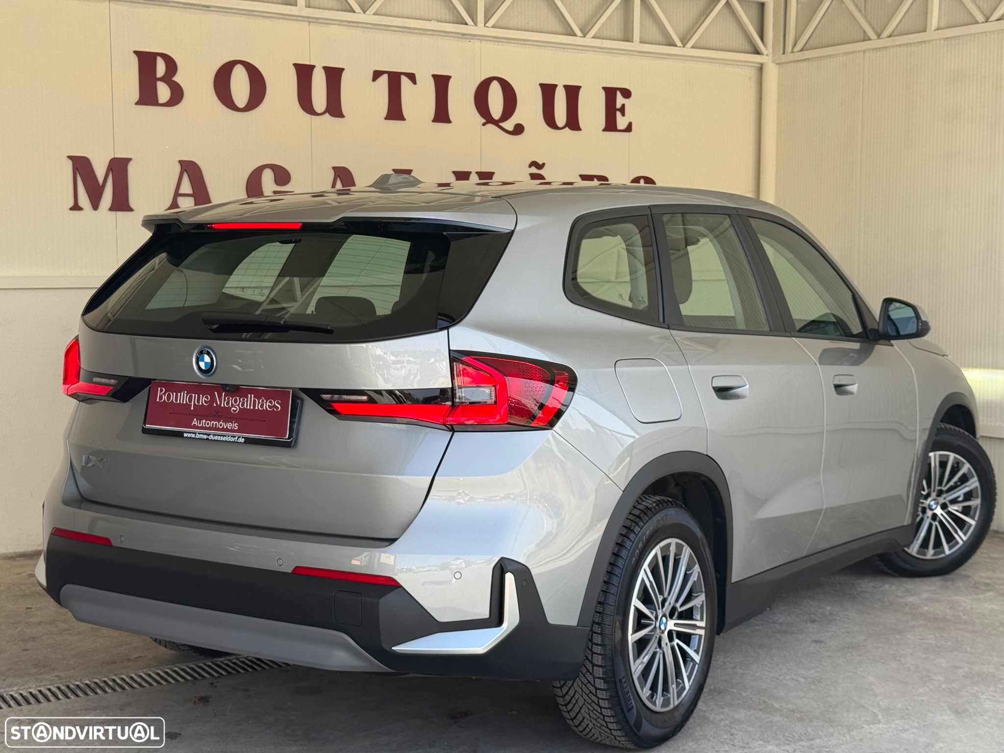 BMW iX1 xDrive30 - 17