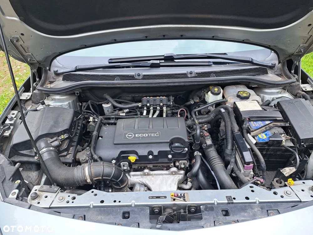 Opel Astra 1.4 Turbo Active - 23