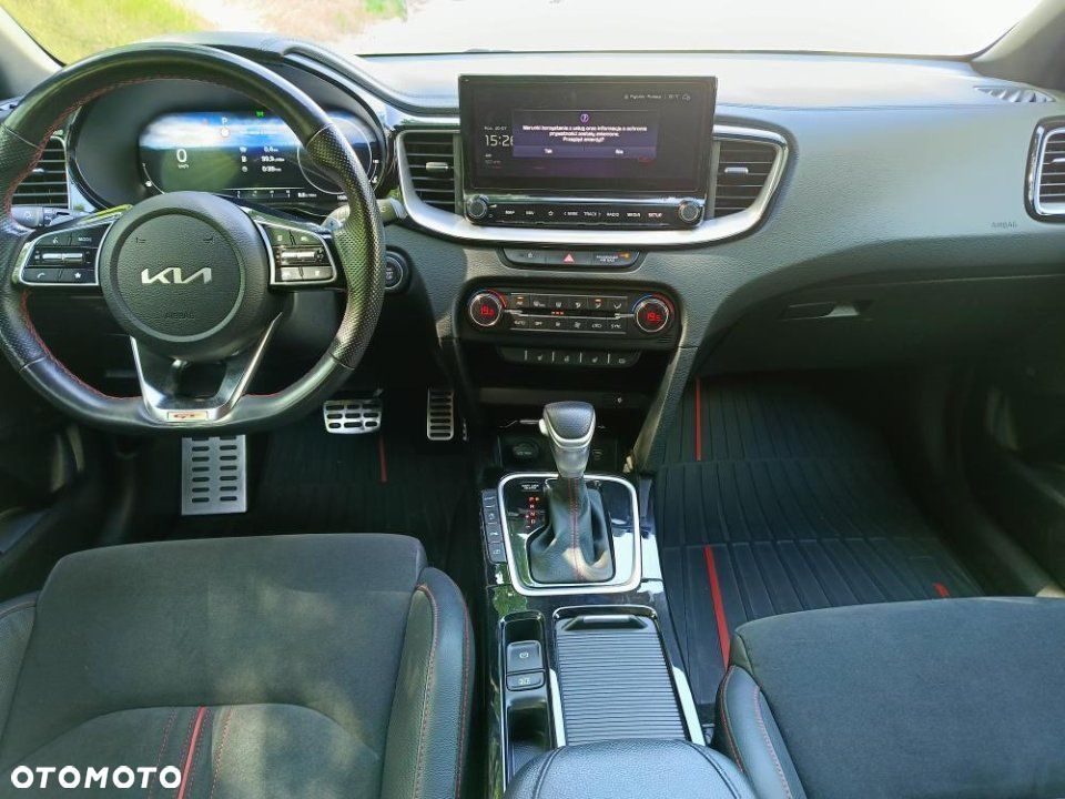 Kia ProCeed - 10