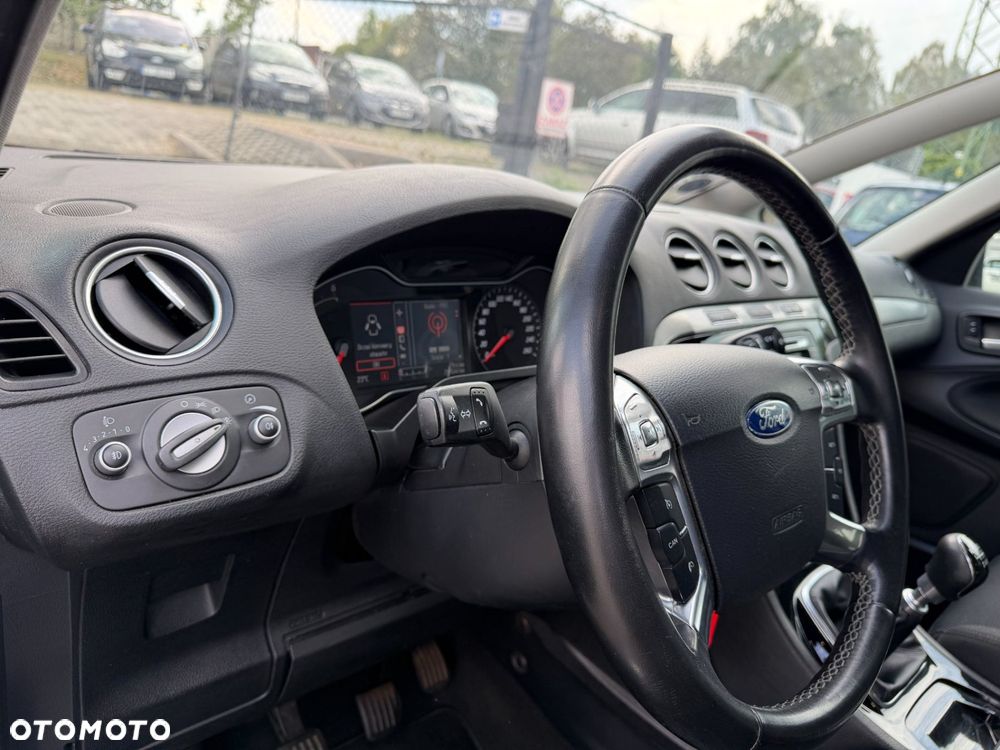 Ford S-Max 2.0 TDCi Titanium - 26