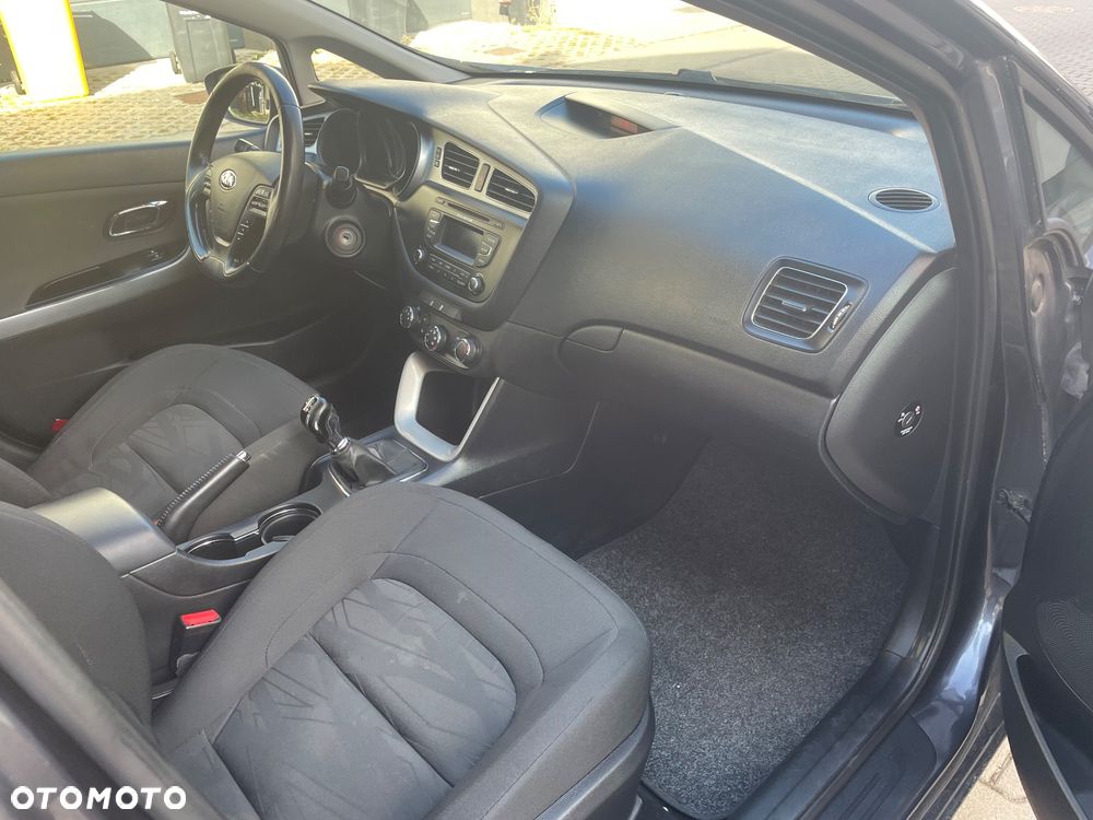 Kia Ceed 1.6 CRDi 115 ISG Vision - 24