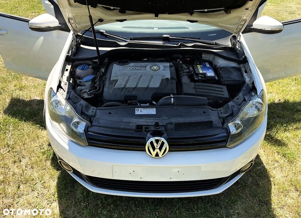Volkswagen Golf - 11