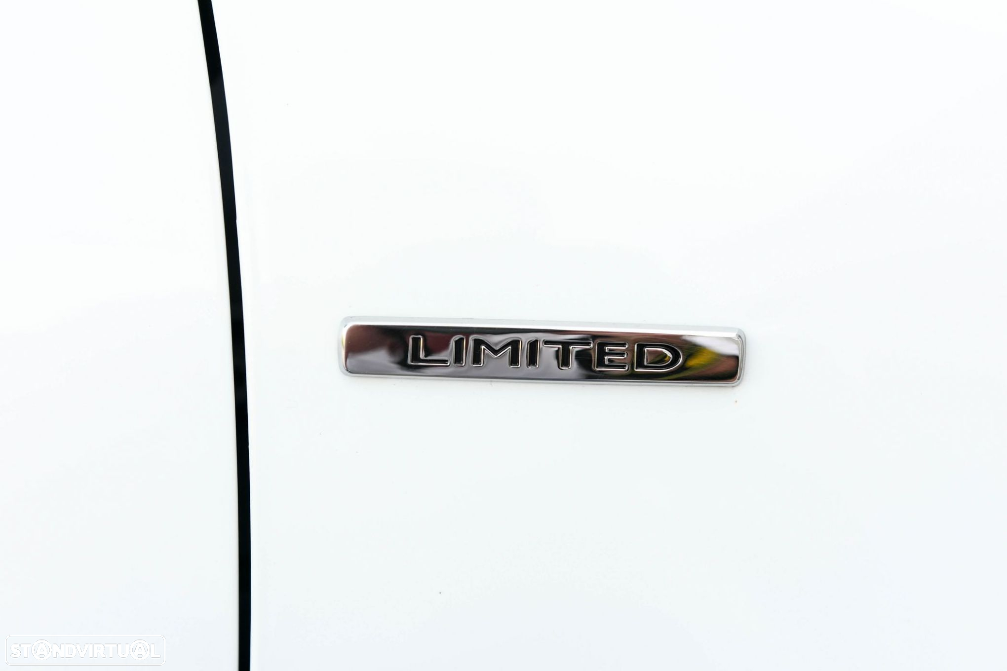 Renault Clio 0.9 TCe Limited - 32