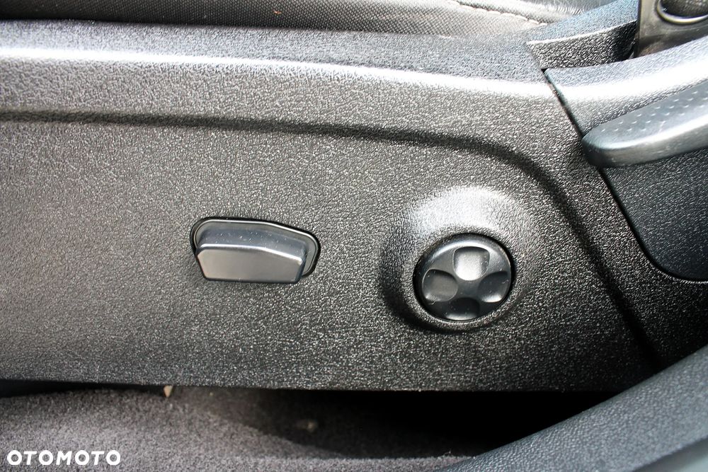 Fiat Freemont 2.0 Multijet 16V DPF Automatik Allrad Lounge - 19