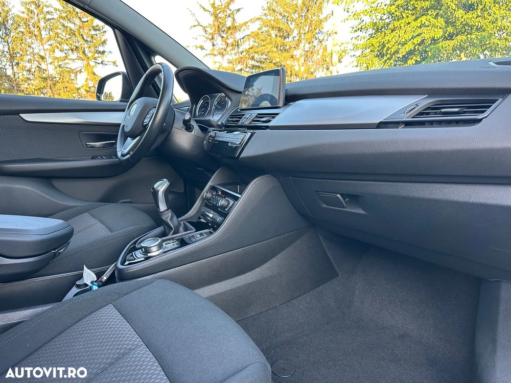 BMW Seria 2 216i Advantage - 7