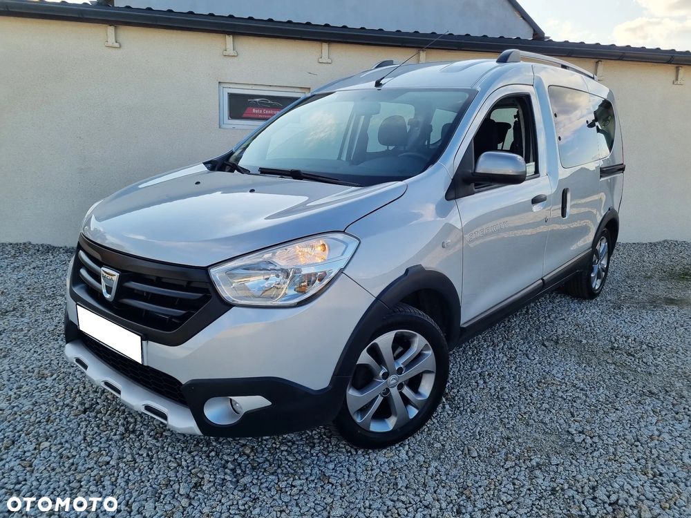 Dacia Dokker TCe 115 Stepway Celebration - 2