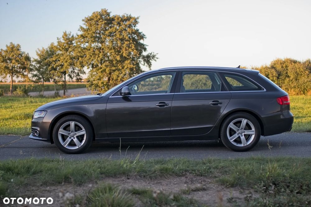 Audi A4 - 4