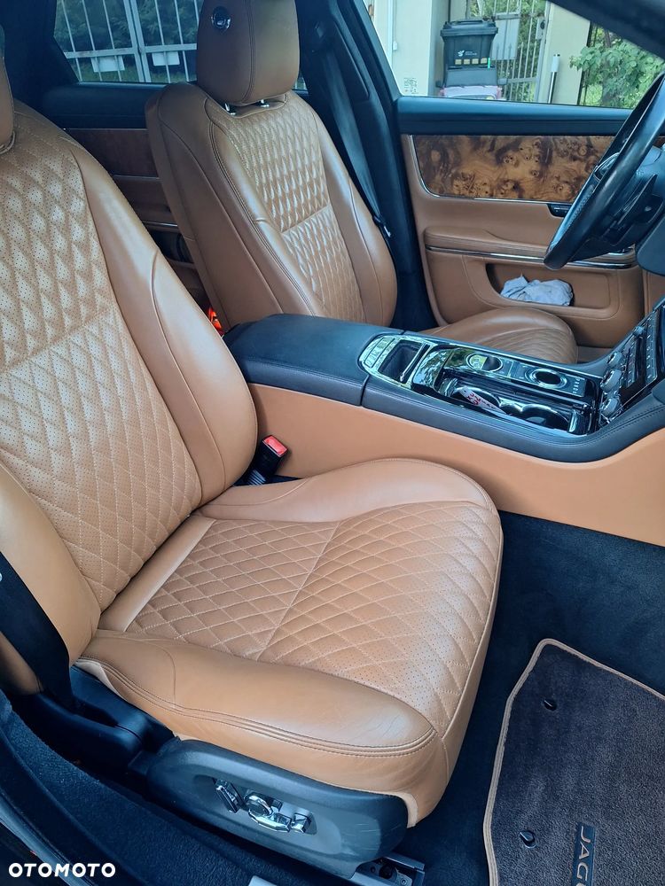 Jaguar XJ 3.0 V6 Kompressor AWD Langversion Portfolio - 36