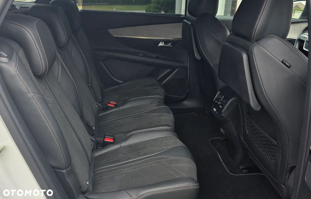 Peugeot 5008 BlueHDi 180 EAT8 GT - 32