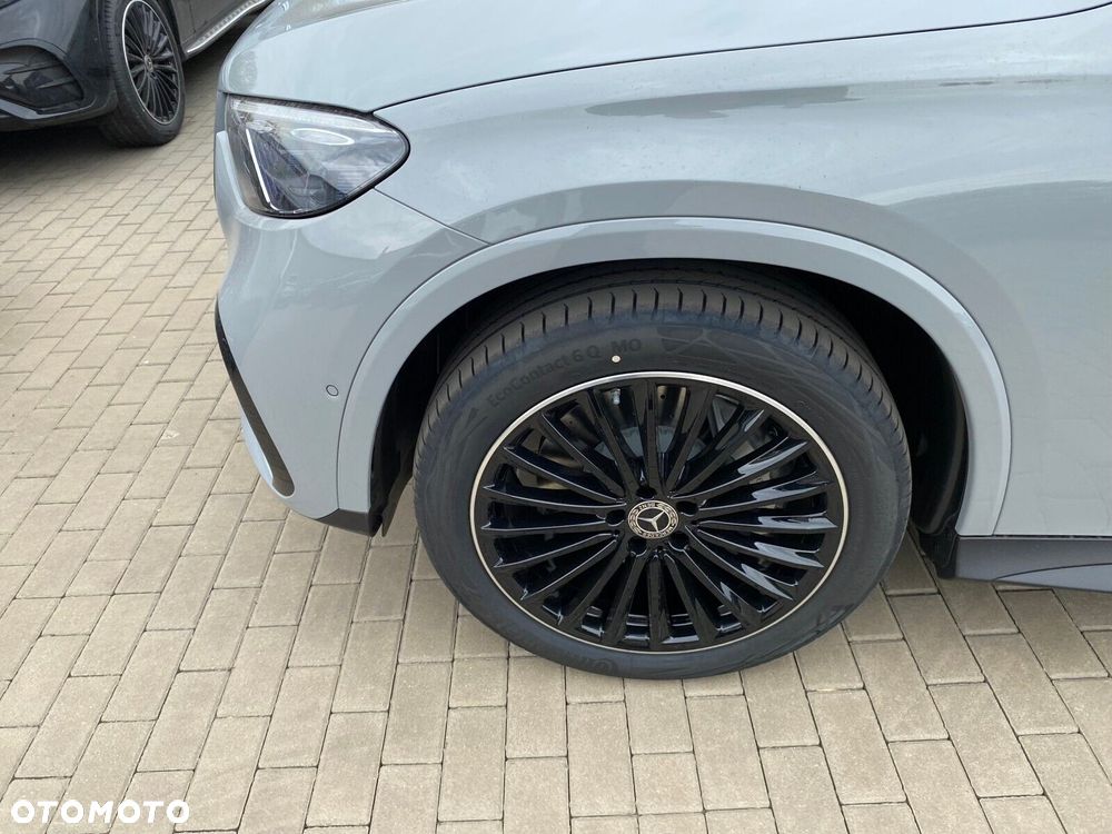 Mercedes-Benz GLC - 7