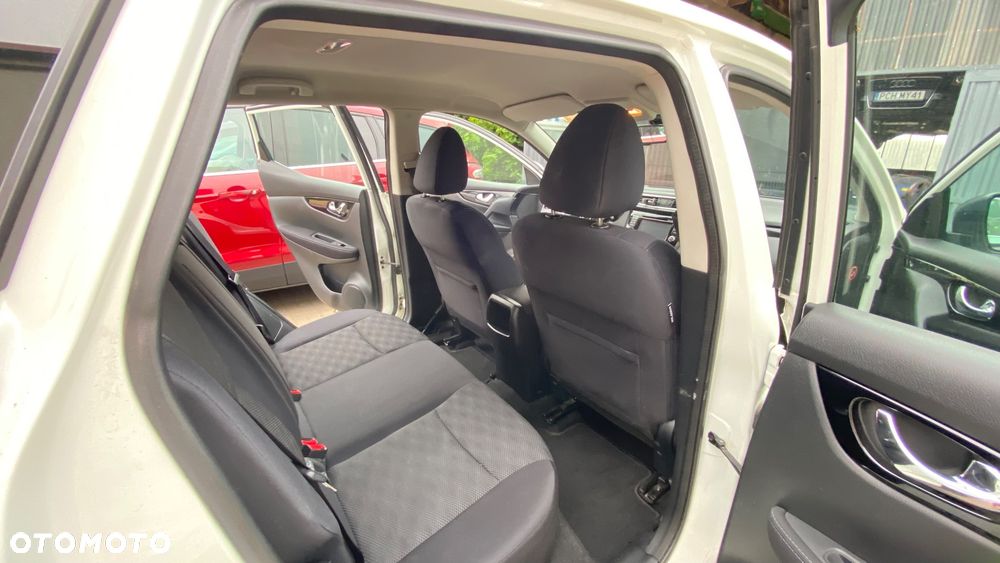 Nissan Qashqai - 11