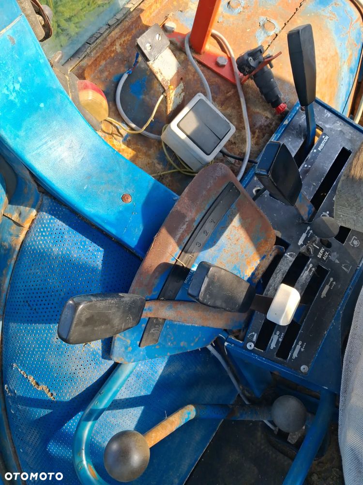 Ford 7700 turbo - 12