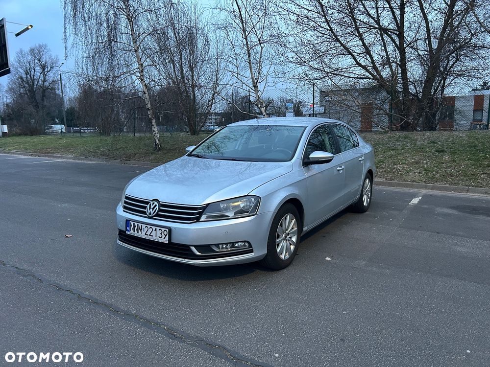 Volkswagen Passat 2.0 TDI DSG BlueMotion Technology Highline - 1