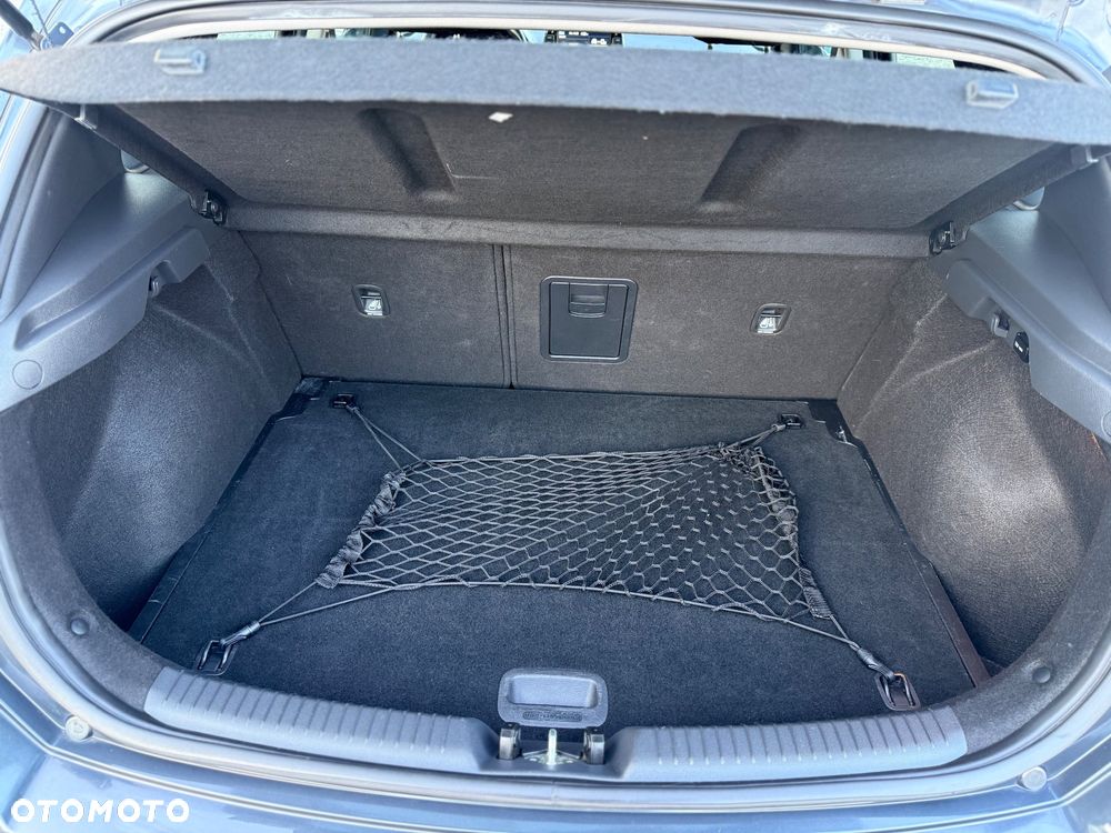 Hyundai i30 1.5 DPI Smart - 29