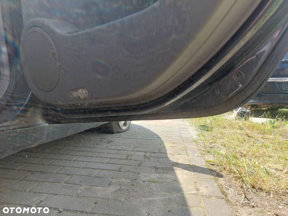 DRZWI KOMPLETNE PRAWY TYŁ RENAULT SCENIC II TEB66 - 4