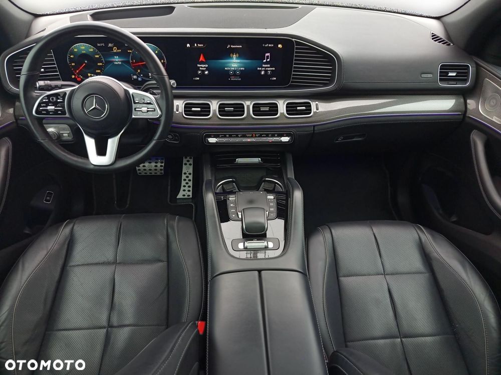 Mercedes-Benz GLS - 20