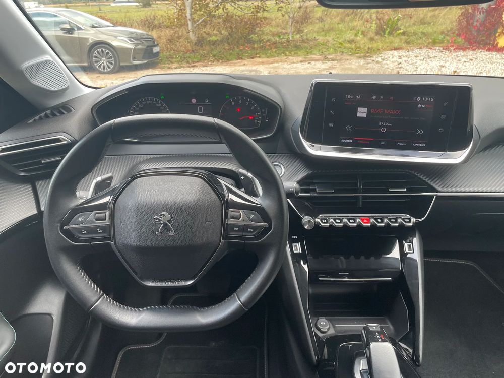 Peugeot 208 1.2 PureTech Allure S&S EAT8 - 9