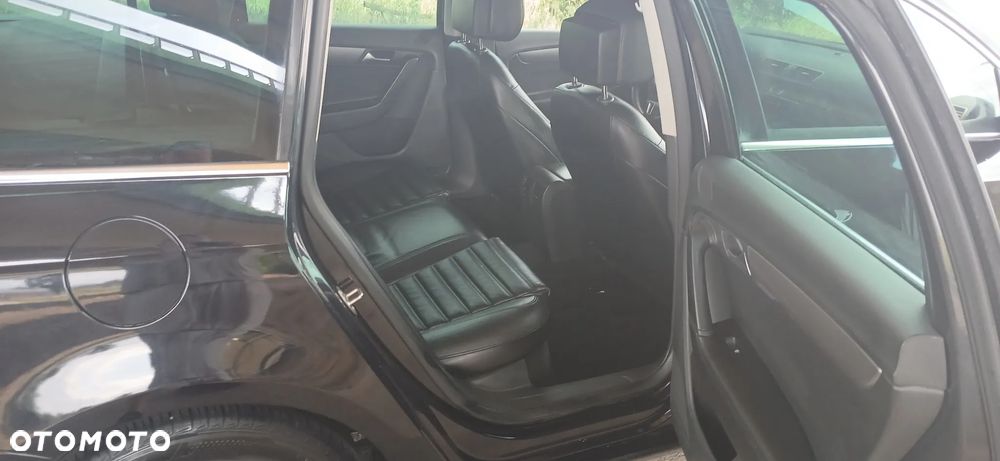 Volkswagen Passat 2.0 Blue TDI SCR Comfortline - 10