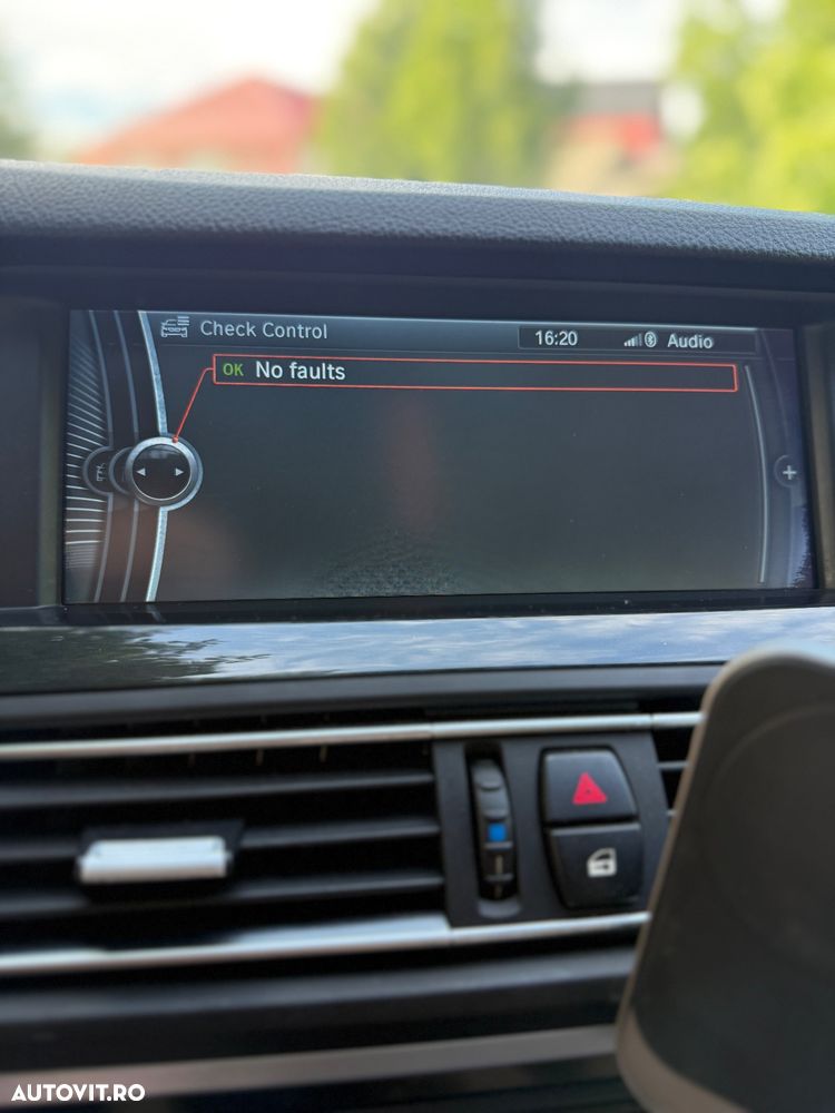 BMW Seria 5 520d Sport-Aut. - 15