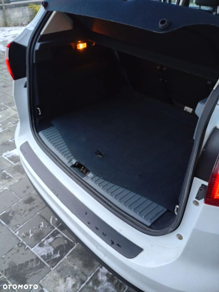 Ford C-MAX - 14