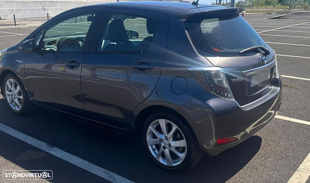 Toyota Yaris 1.5 HSD Sport+P.Luxury - 5