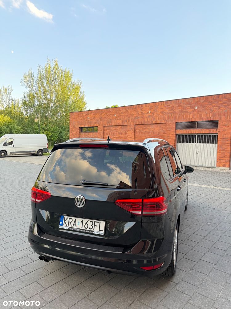 Volkswagen Touran 1.4 TSI BMT Comfortline DSG - 19