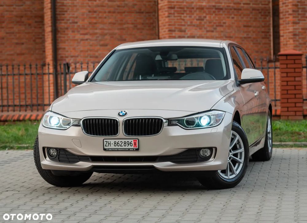 BMW Seria 3 320d xDrive Sport-Aut Modern Line - 1