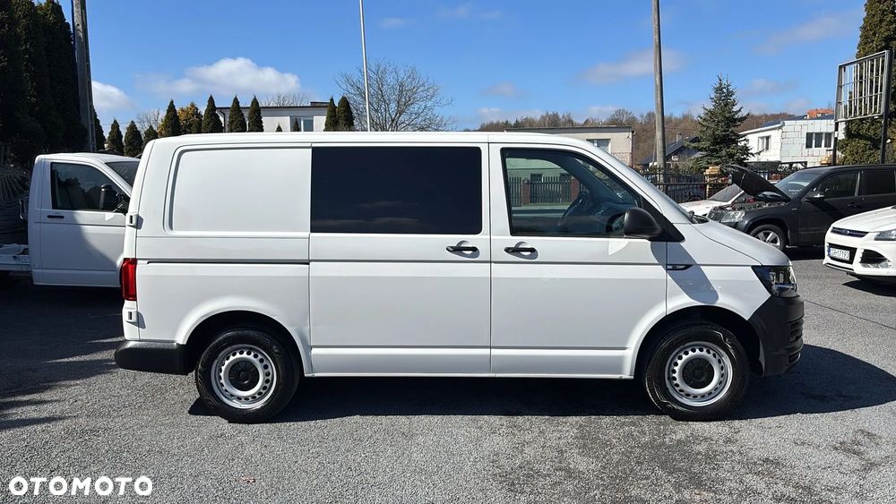 Volkswagen Transporter - 1