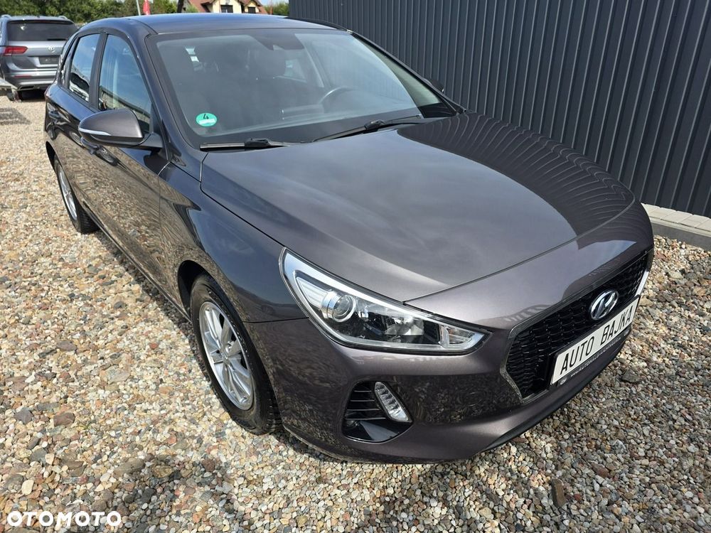 Hyundai i30 1.4 Trend - 19