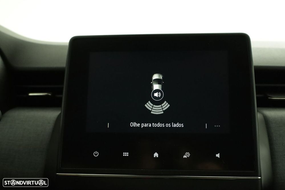 Renault Clio 1.0 TCe Evolution Bi-Fuel - 11