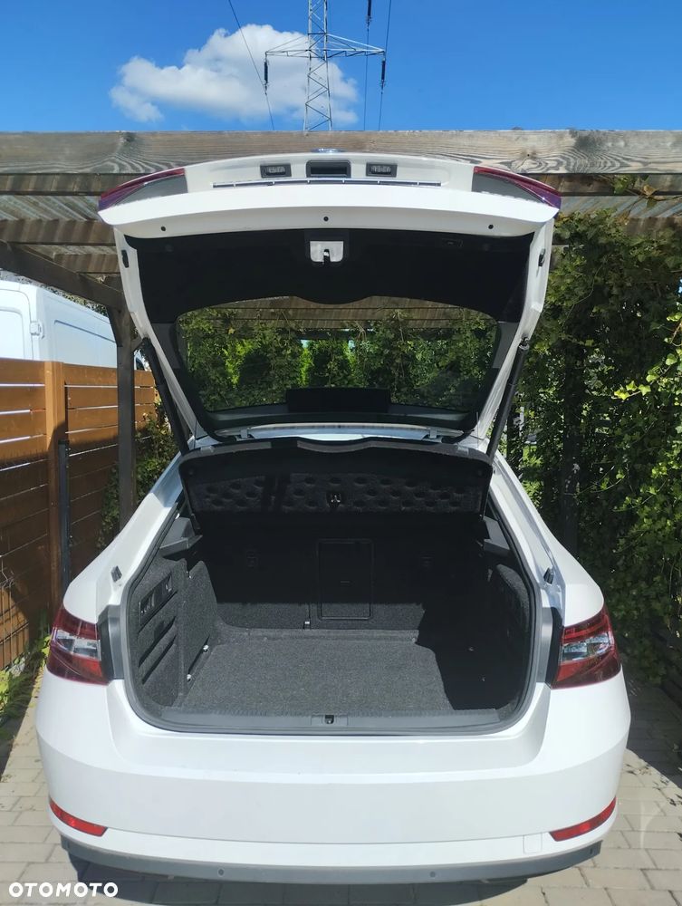 Skoda Superb - 8