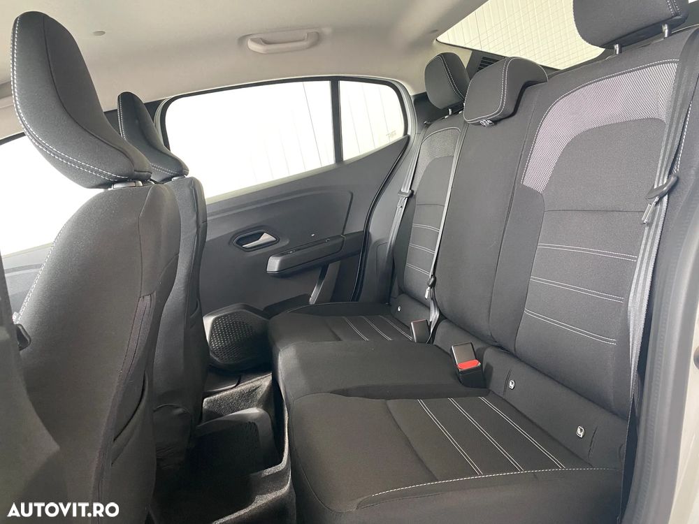 Dacia Logan TCe 90 MT5 Expression - 11
