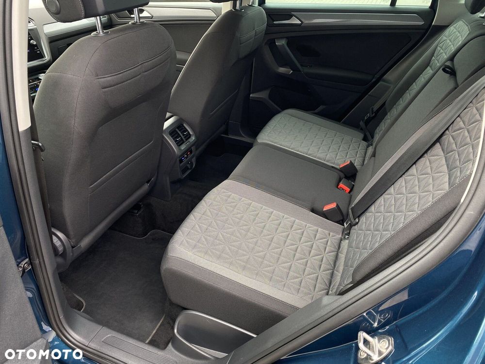 Volkswagen Tiguan 2.0 TSI 4Mot Life DSG - 28