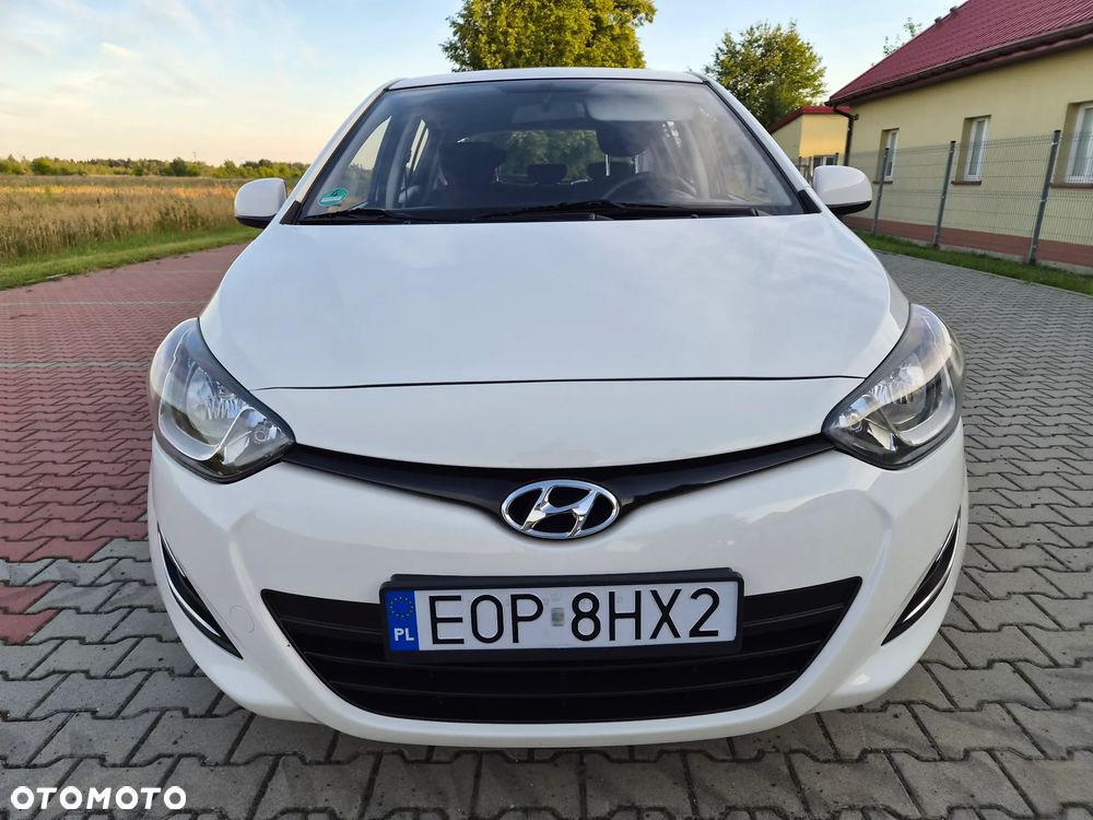 Hyundai i20 1.2 Trend - 19