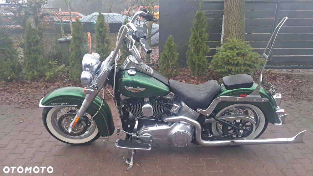 Harley-Davidson Softail Deluxe - 2