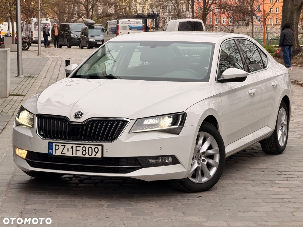 Skoda Superb 2.0 TDI Ambition - 1
