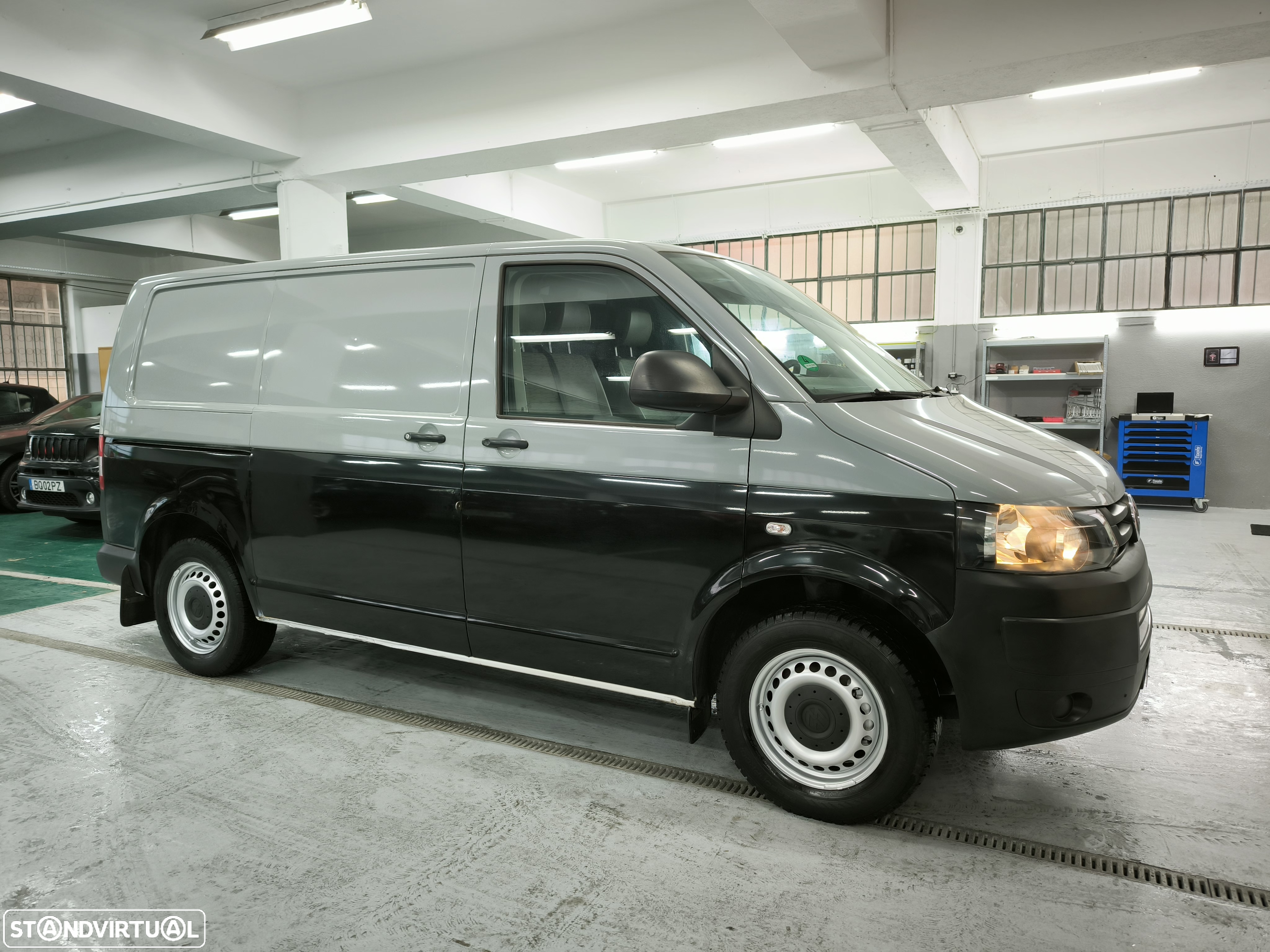 VW Transporter T5 TDI - 2