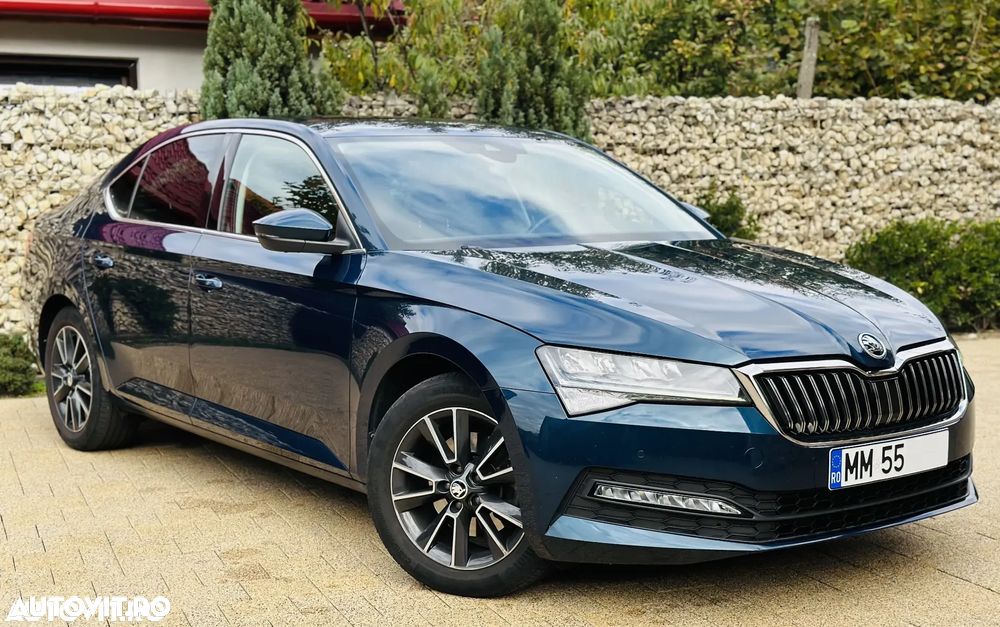 Skoda Superb 2.0 TDI DSG Premium Edition - 1