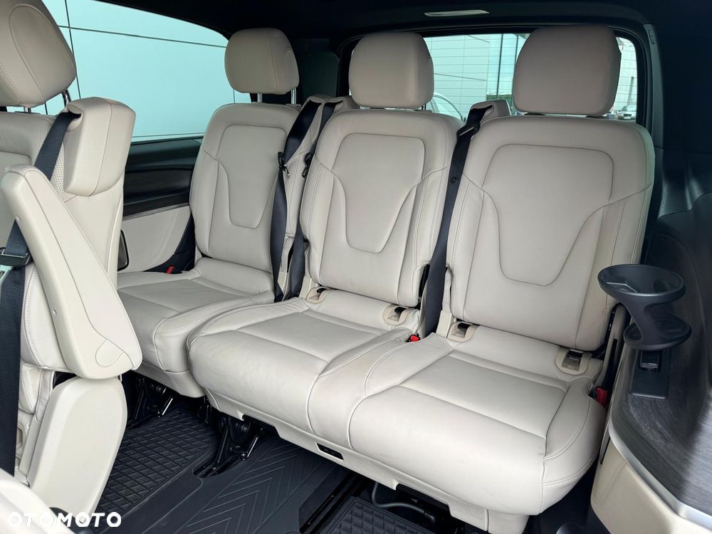 Mercedes-Benz Klasa V 300 d 4-Matic 9G-Tronic Exclusive (d³ugi) - 38