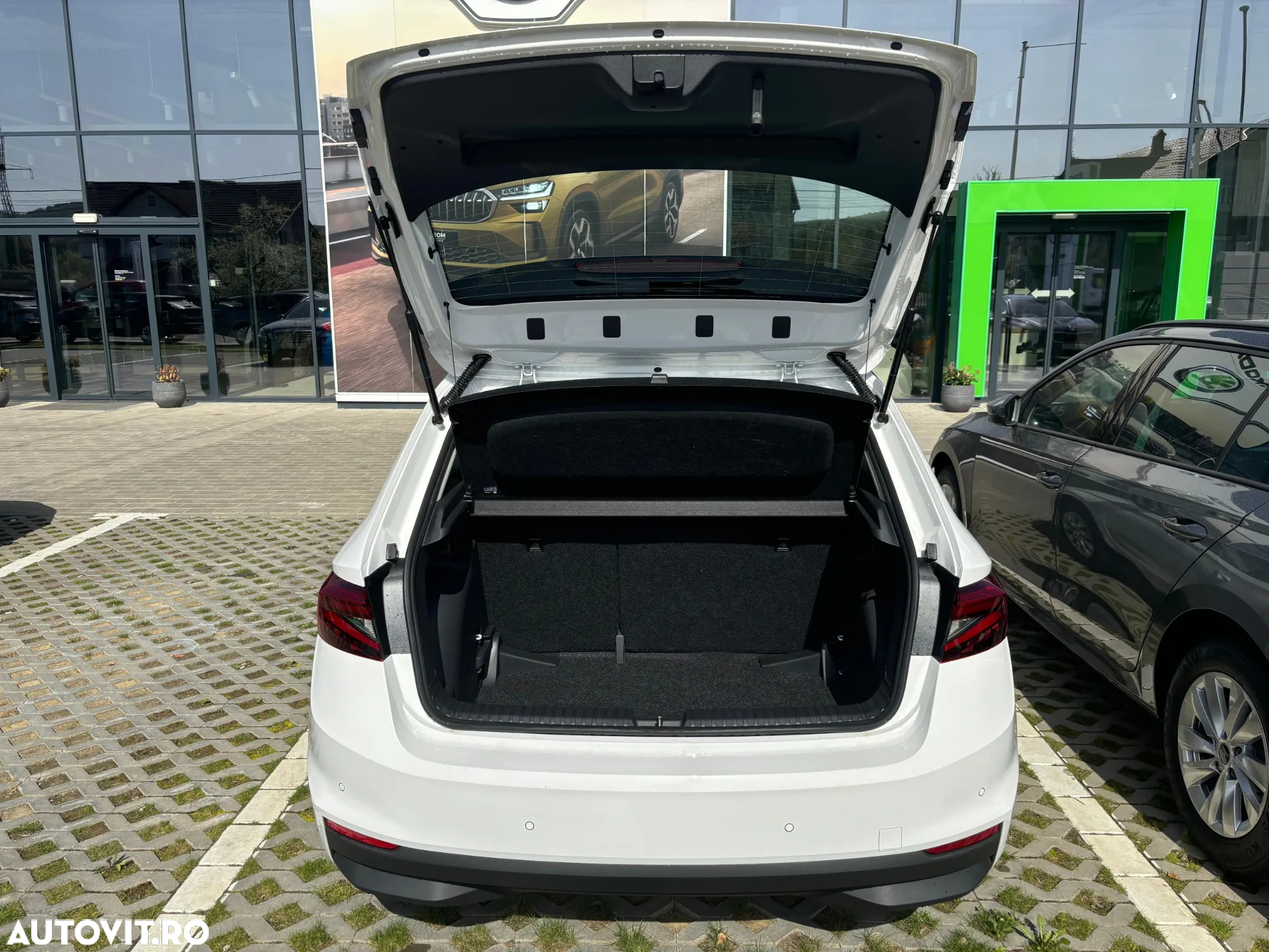 Skoda Fabia - 11