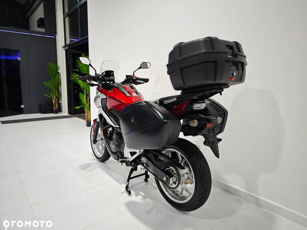 Honda NC - 17