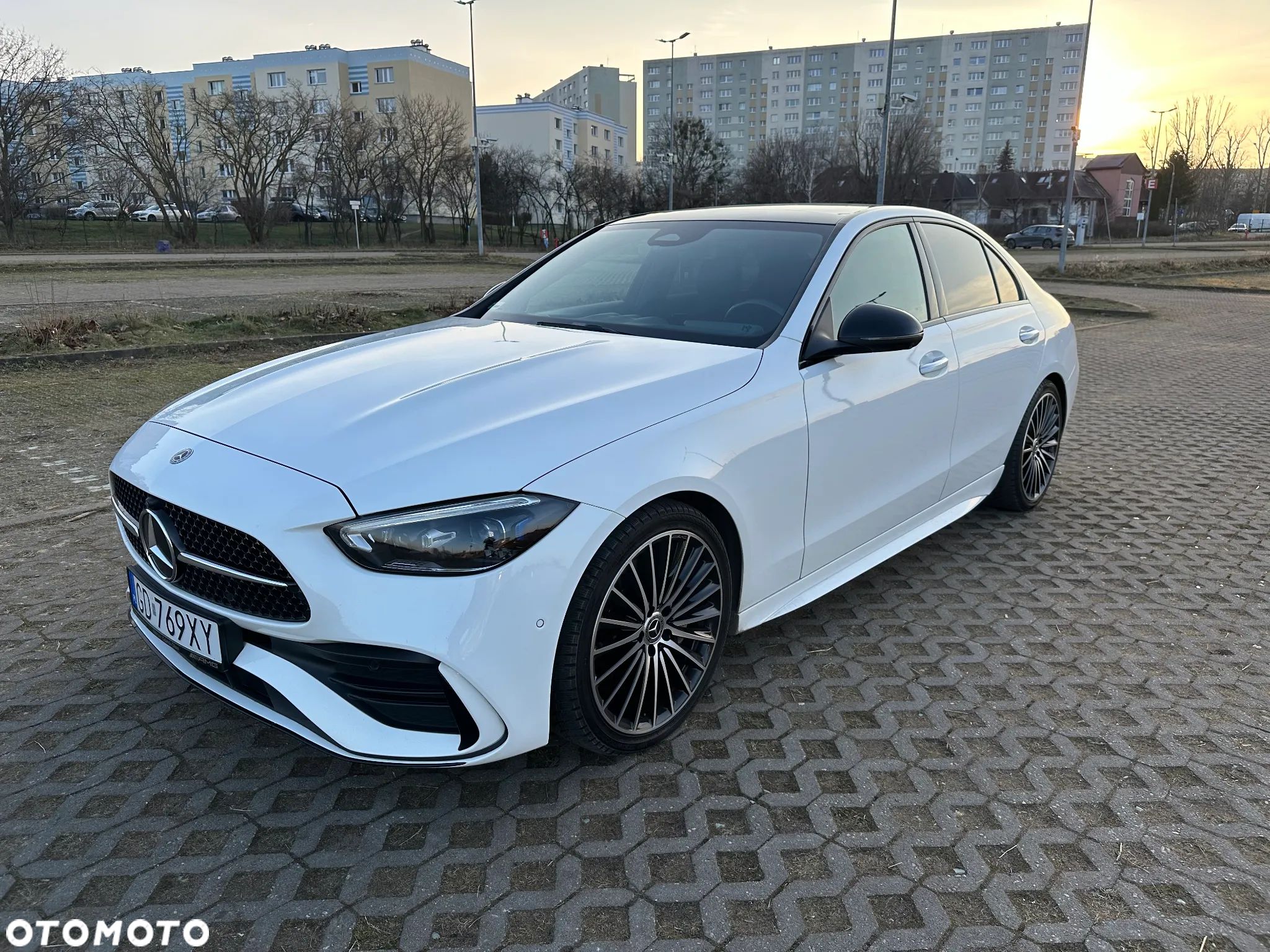 Mercedes-Benz Klasa C 220 d 9G-TRONIC AMG Line - 1