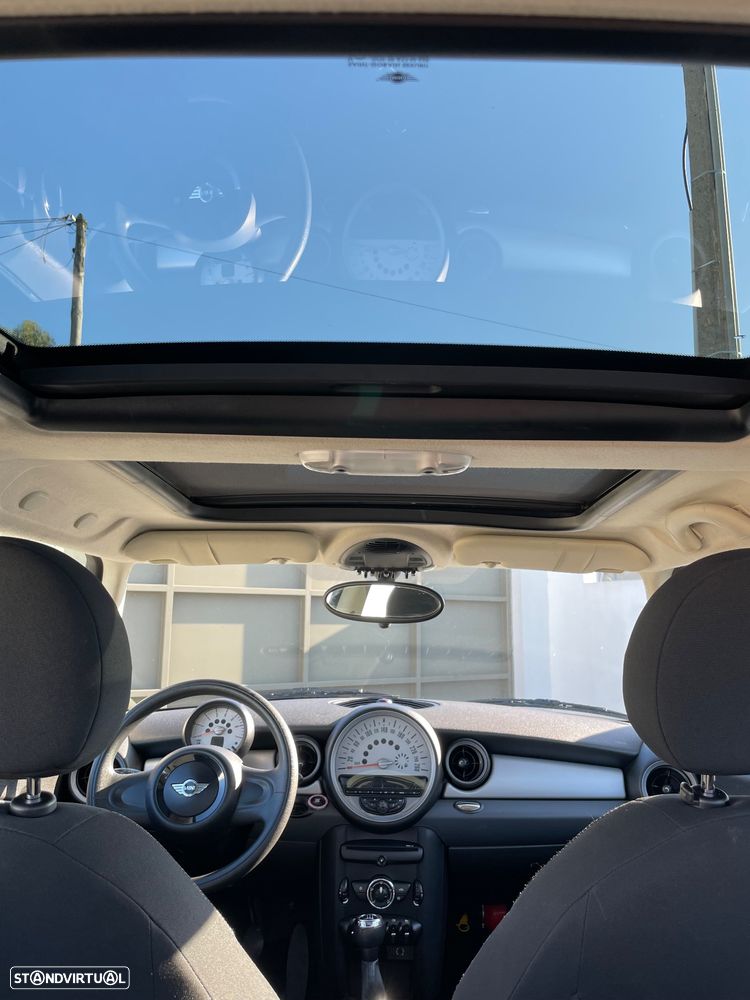 MINI 3 Portas One D - 11