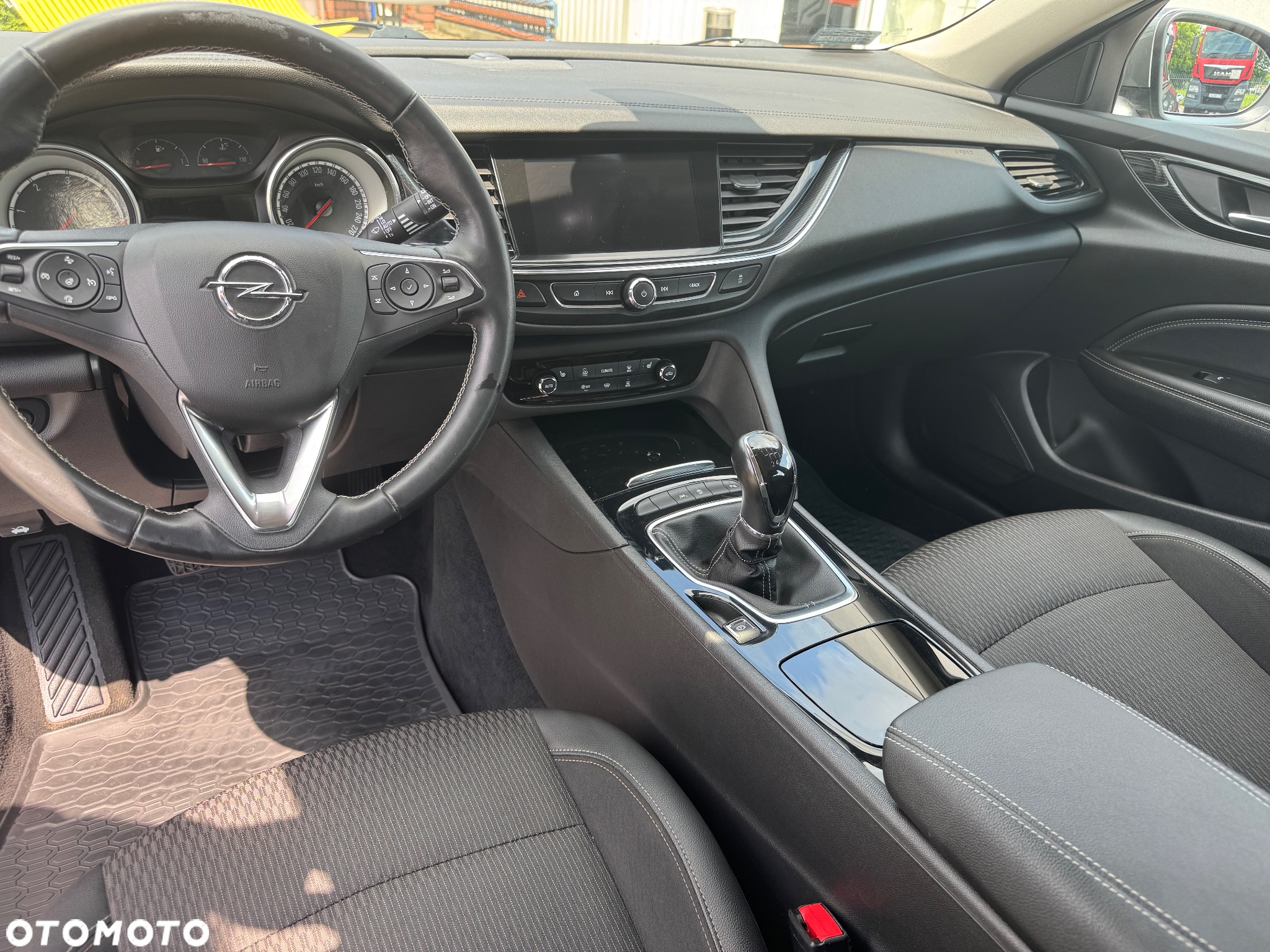 Opel Insignia 2.0 CDTI Enjoy S&S - 8