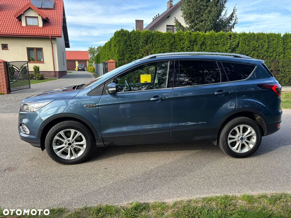 Ford Kuga - 4