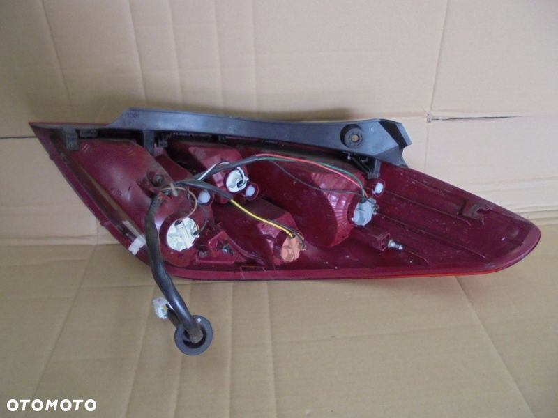 HYUNDAI I20 - lampa tylna lewa - 2