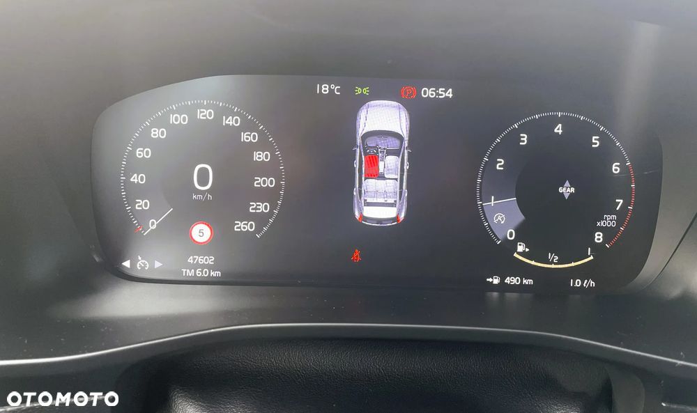 Volvo XC 40 T3 Momentum Pro - 19