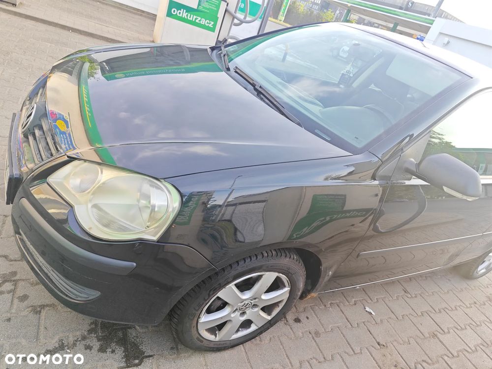 Volkswagen Polo - 4